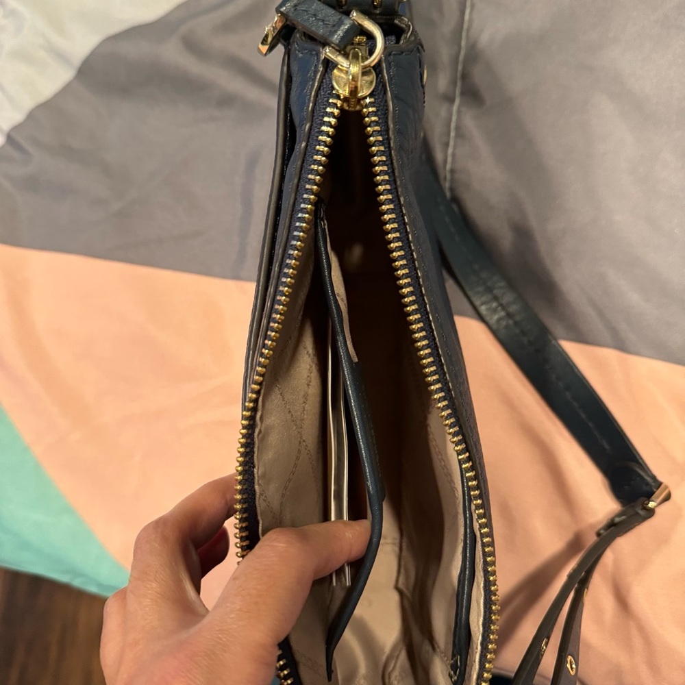 Michael Kits handbag. Excellent pre owned condition.